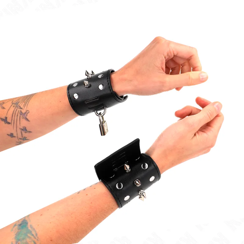 Kink - Retenções de Pulso Punk com Pontos 25 X 6 cm