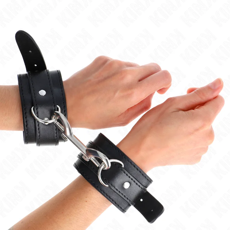 Kink - Retenções de Pulso - Linha de Rebites Únicos Preto Ajustável 17-28 cm X 5 cm